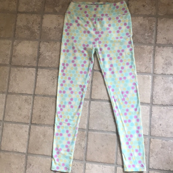 New LuLaRoe Leggings OS - Perfect for Spring! - Picture 4 of 5
